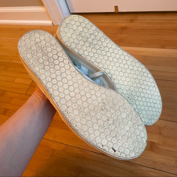 Adidas mint green 3 stripe sz 8 shoes - Picture 3 of 5